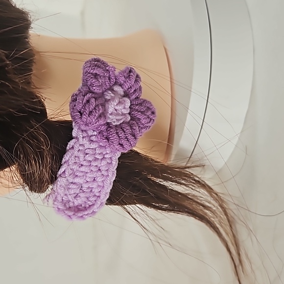 Hand Crafted Hand Knit Crochet Hair Clip Handmade Snap Clip Purple Floral Design - Picture 17 of 17